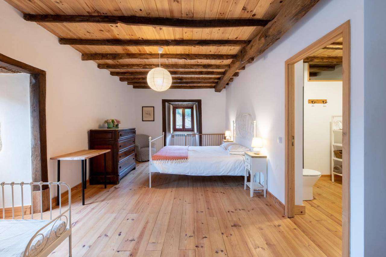 Three-Bedroom House in Lousã, Distrito de Coimbra