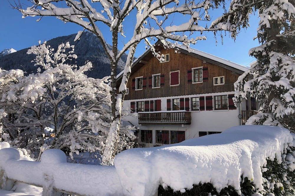 Near Morzine & Avoriaz, Chalet Christiania superb for 8 - 14 guests. Ski & Sun in Saint-Jean-d'Aulps, Les Portes du Soleil