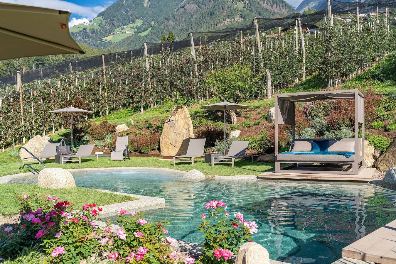 Ganze Wohnung, Ferienwohnung "Feldhof Apfeltraum" mit Salzwasser Pool, Panoramaliegewiese und Balkon in Kuens, Passeiertal
