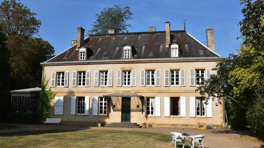 Appartement de vacances pour 17 personnes, avec jardin et piscine, animaux acceptés dans Saône-et-Loire - 4