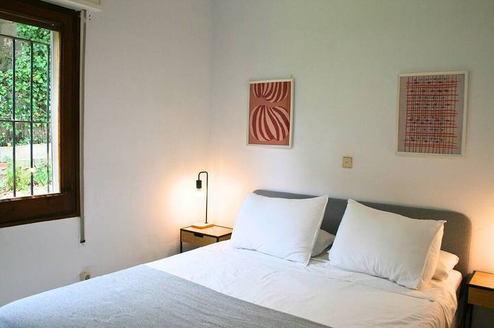 Finca für 4 Personen, mit Terrasse und Garten in Pals - 2