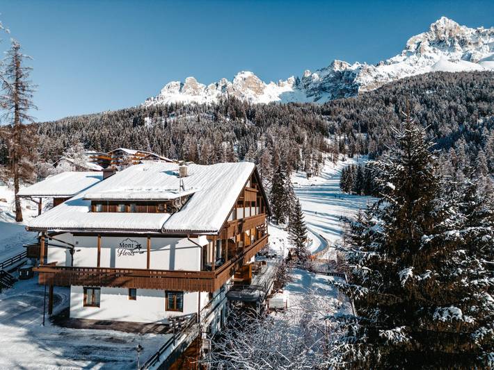 Hotel für 3 Personen, mit Ausblick und Garten in Obereggen