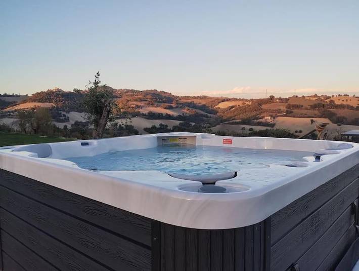 Gîte pour 3 personnes, avec jacuzzi et terrasse ainsi que jardin et piscine à Serrungarina - 3