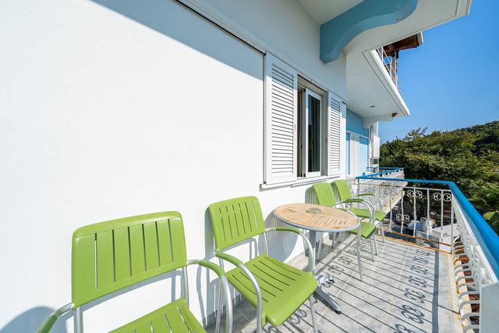 Appartement voor 5 personen, met balkon in Parga