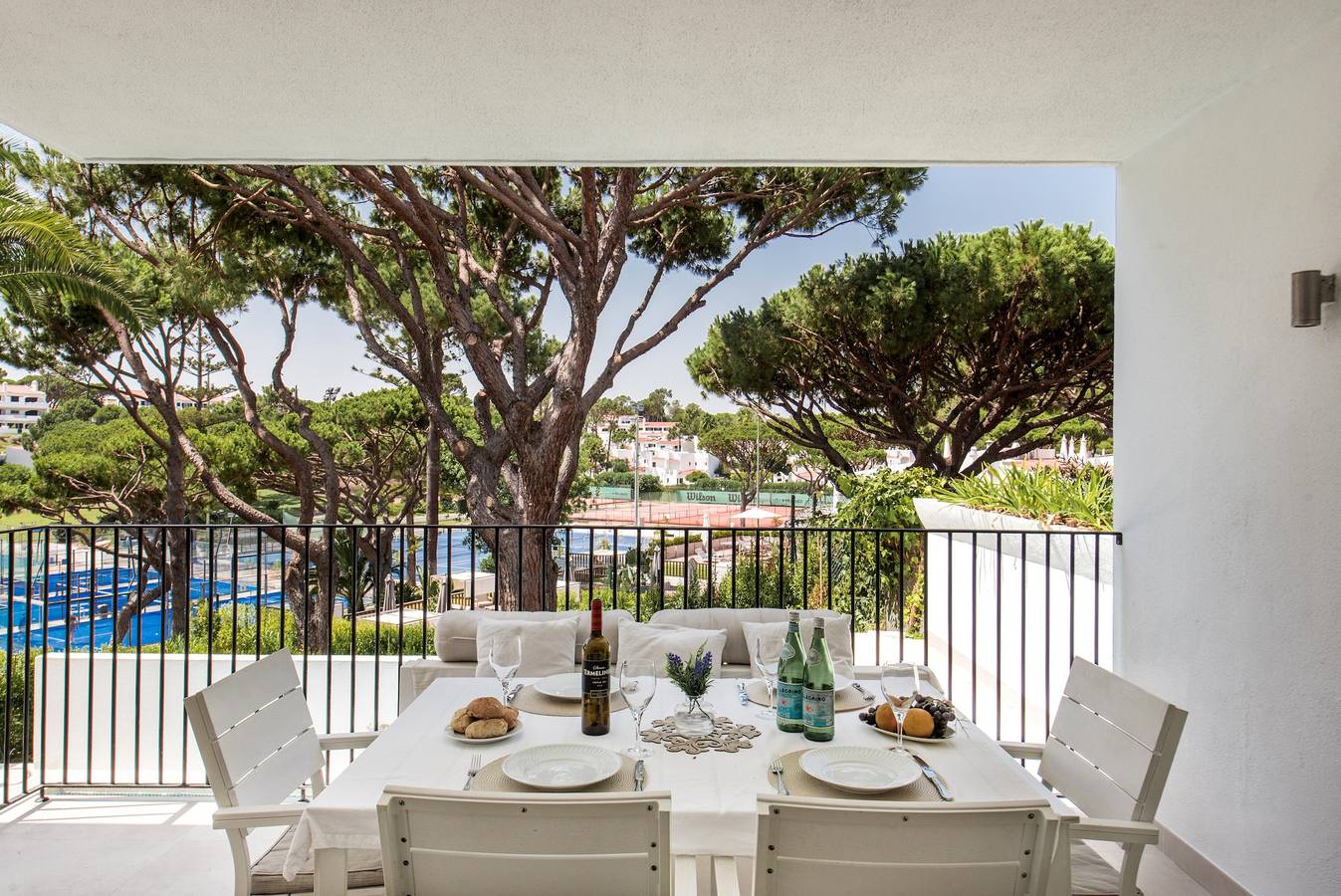 Ganze Wohnung, Apartment 'Florida' mit privatem Pool, Wlan und Klimaanlage in Vale do Lobo, Almancil