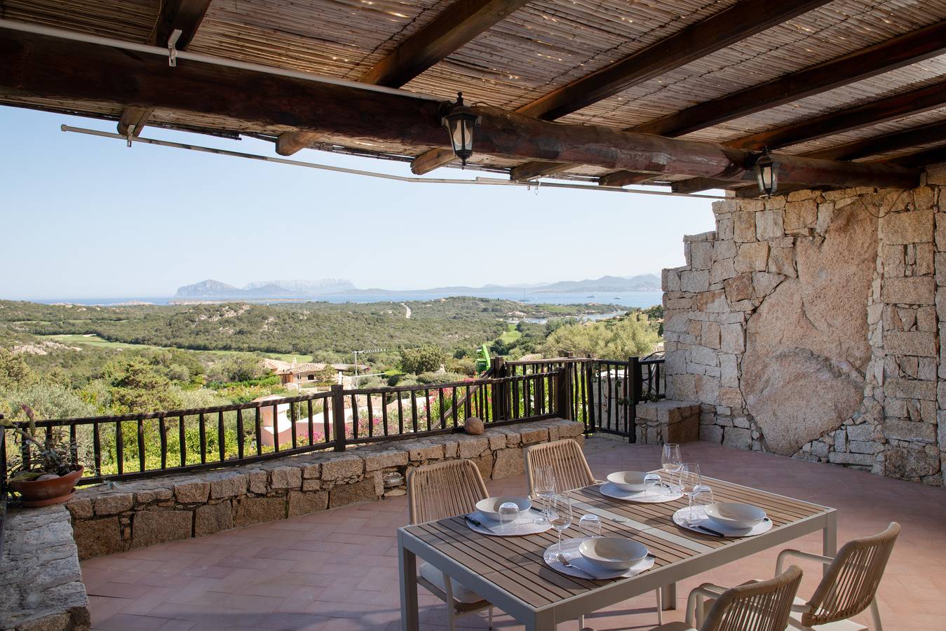Ganze Wohnung, La Terrazza alla Buca 18 by Wonderful Italy in Cala di Volpe, Arzachena