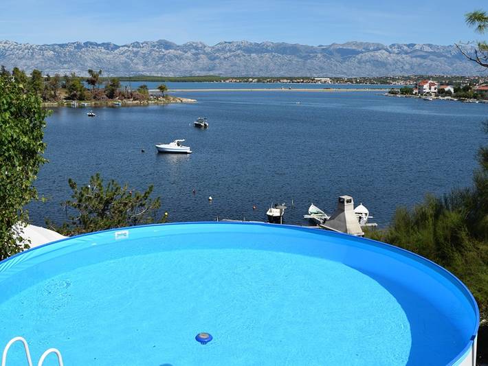 Ferienwohnung für 4 Personen, mit Terrasse und Pool in Nin - 2