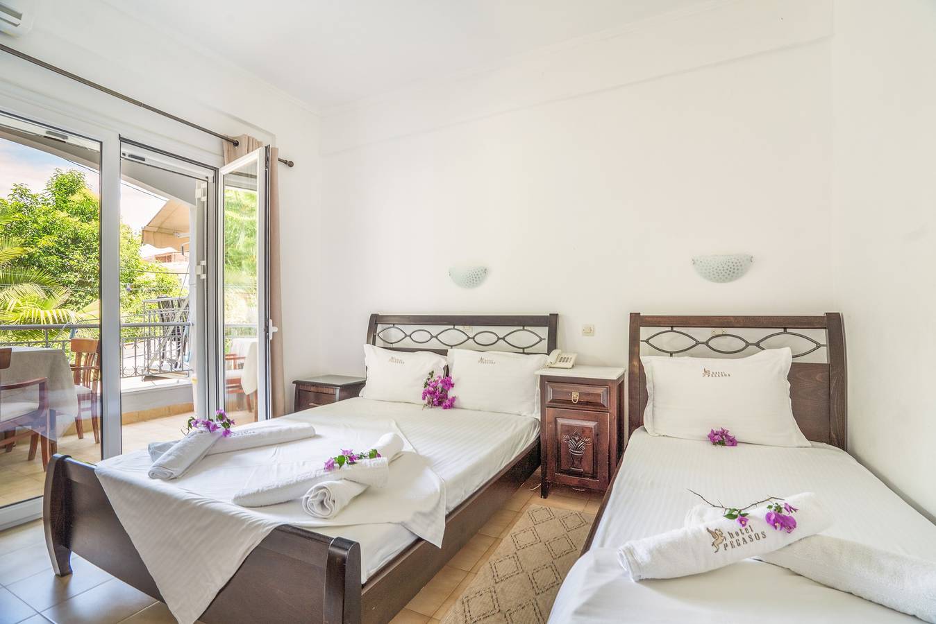 Room 'Double  116' with Shared Terrace, Wi-Fi and Air Conditioning in Nikiana, Alexandros