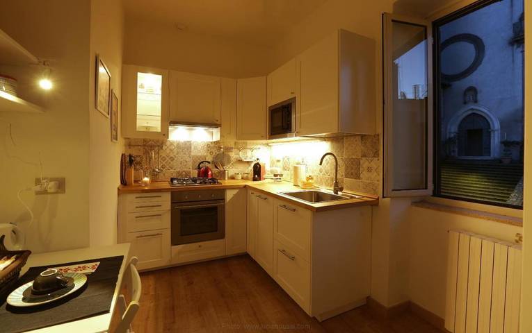 Appartamento per 6 persone, con panorama e balcone in Campagnano di Roma