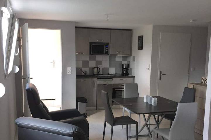 Gîte pour 3 personnes, avec Terrasse et Jardin à Le Russey