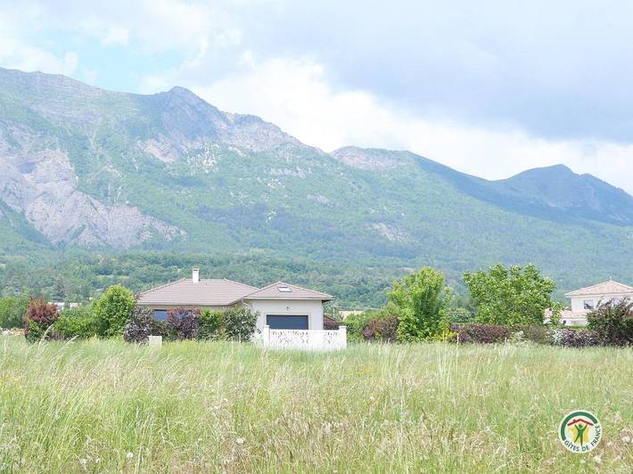 Vakantiehuis voor 4 personen, met tuin en terras in Gap