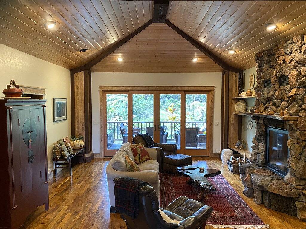 Volcanoes Nationalpark Geöffnet! Private 3-Acre Estate, 3 Luxus-Suiten, Hot Tub in Royal Hawaiian Estates, Volcano