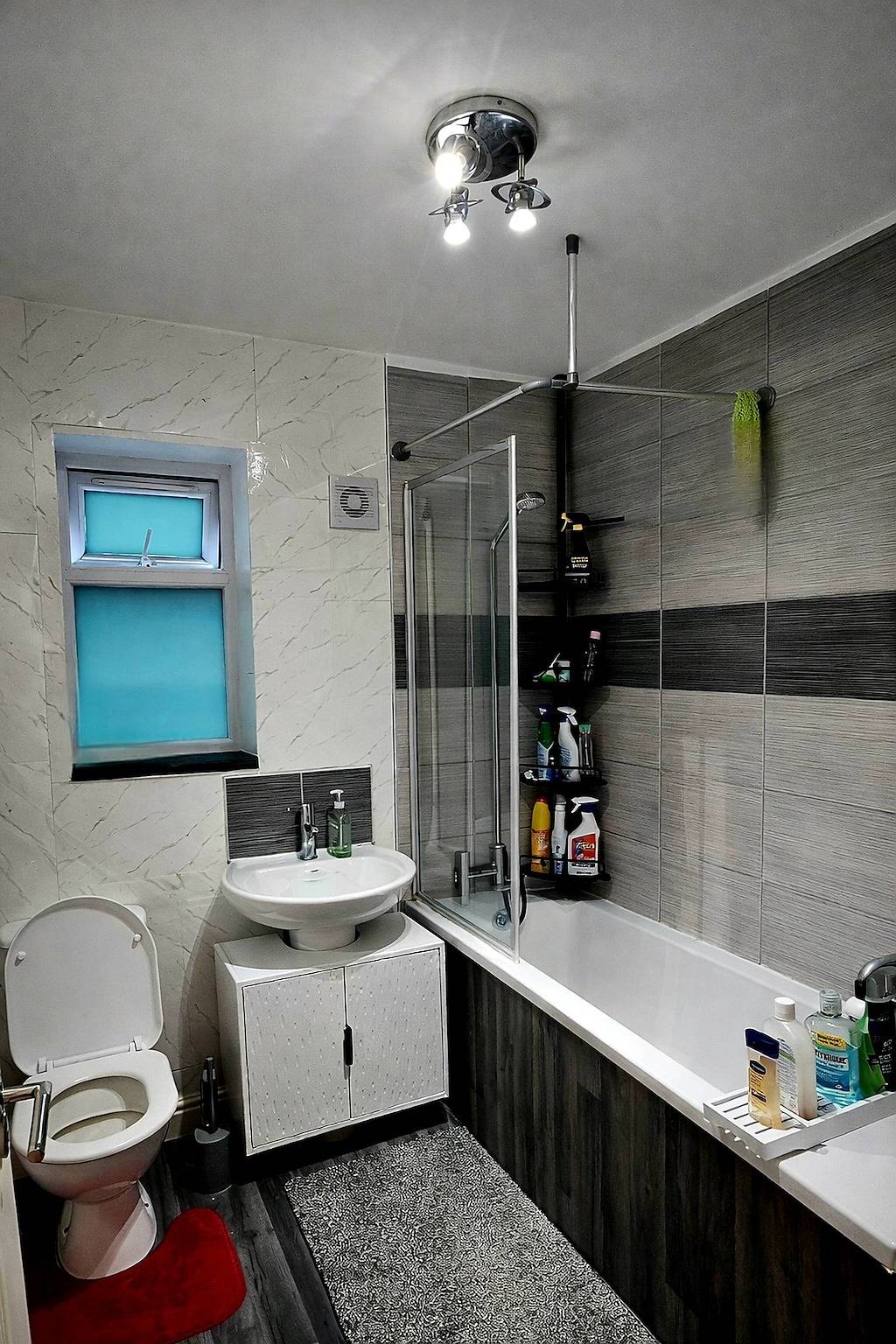 Habitación con cama doble The Urban Luxury Solace in Nottingham, Midlands del Este