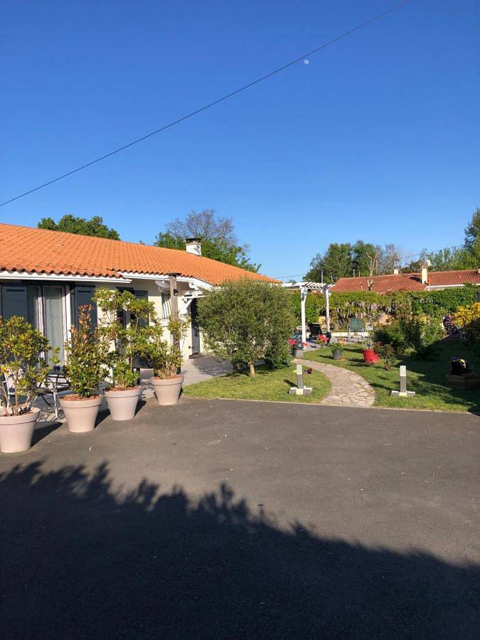 Location de vacances pour 2 personnes, avec piscine et jardin à Saint-Sulpice-et-Cameyrac - 4