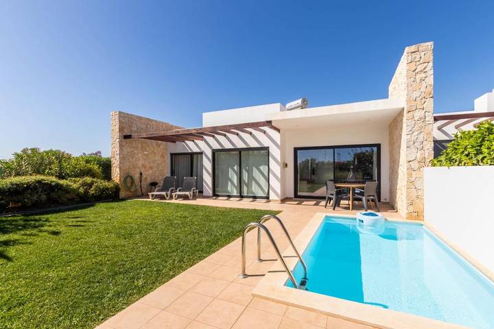 Casa rural para 4 personas, con jardín y piscina en Sagres