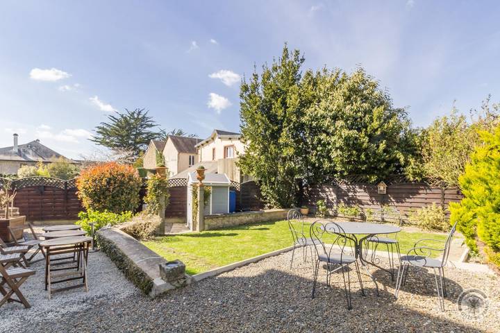 Gîte pour 10 personnes, avec Jacuzzi ainsi que Terrasse et Jardin à Pontorson - 2