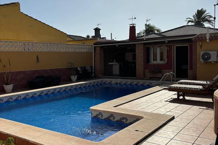 Chalet für 10 Personen, mit Garten, mit Haustier in Torrevieja