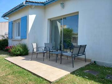 Holiday Rental for 8 People in Le Château-d'Oléron, Rochefort region, Photo 1