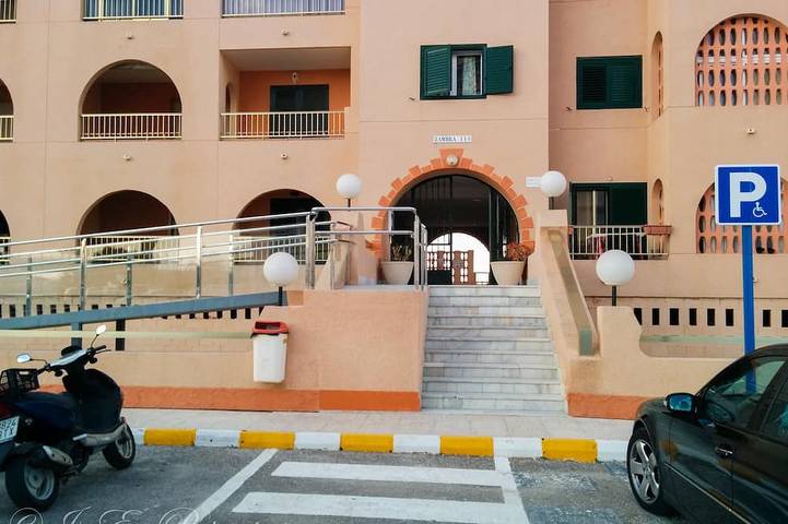 Holiday rental for 8 people, with balcony and pool in La Manga