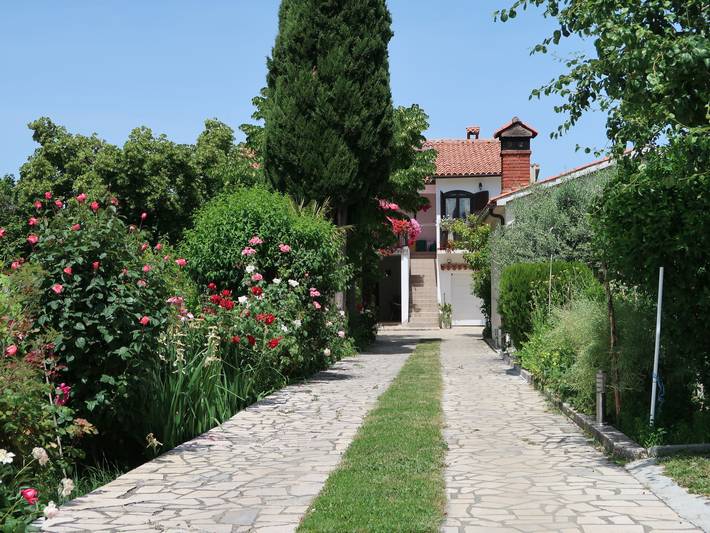 Apartamento de vacaciones para 8 personas, con jardín y terraza - 1