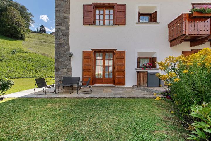 Ganze Wohnung, Apartment 'Fior Di Montagna' mit Bergblick, Gemeinschaftsterrasse und Wlan in Bormio, Bormio Gemeinde