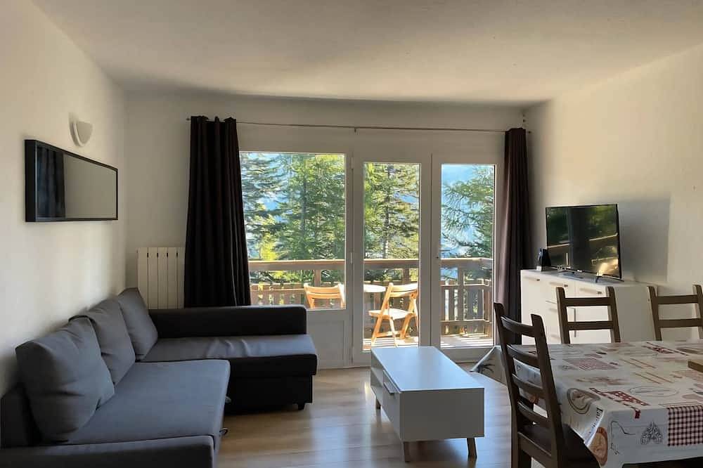 Appartement entier, Praloup 1600 balcon vue magique sur forêt in Pra-Loup, Parc national du Mercantour