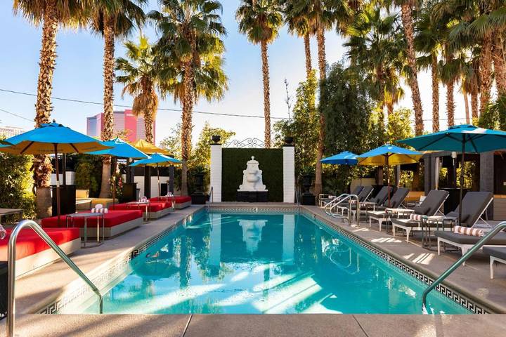Hôtel pour 2 personnes, avec terrasse et piscine