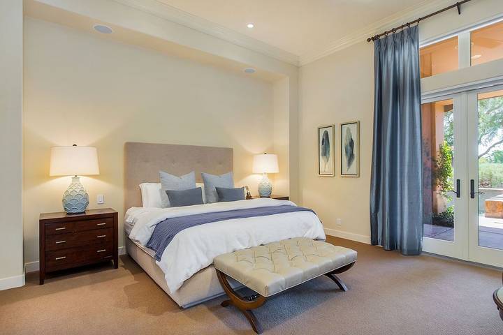 Vacation rental for 10 people, with balcony and yard in La Quinta (CA)