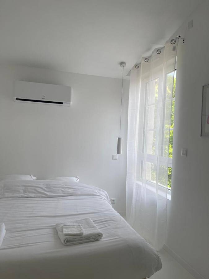 Gîte pour 2 personnes, avec jardin ainsi que vue et piscine à Tonneins - 4