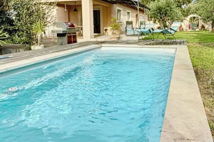Villa per 4 persone, con piscina, con animali domestici in Cannes