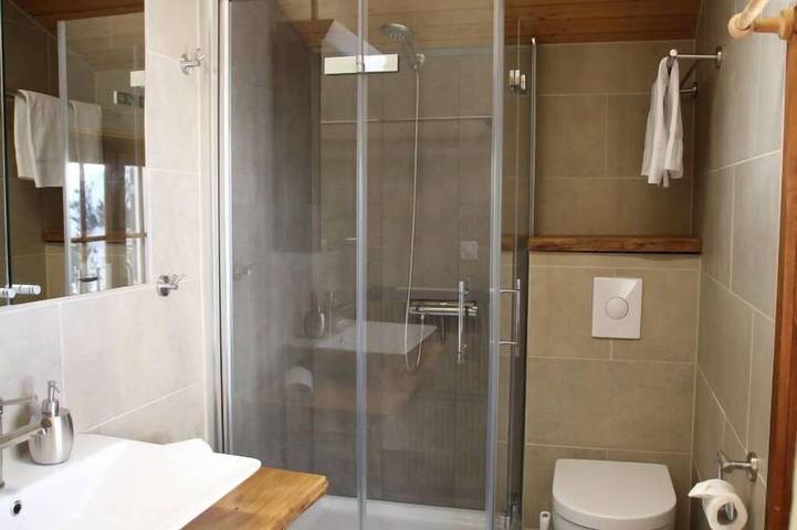 Location de vacances pour 4 personnes, avec balcon/terrasse et terrasse à Gruyères - 4