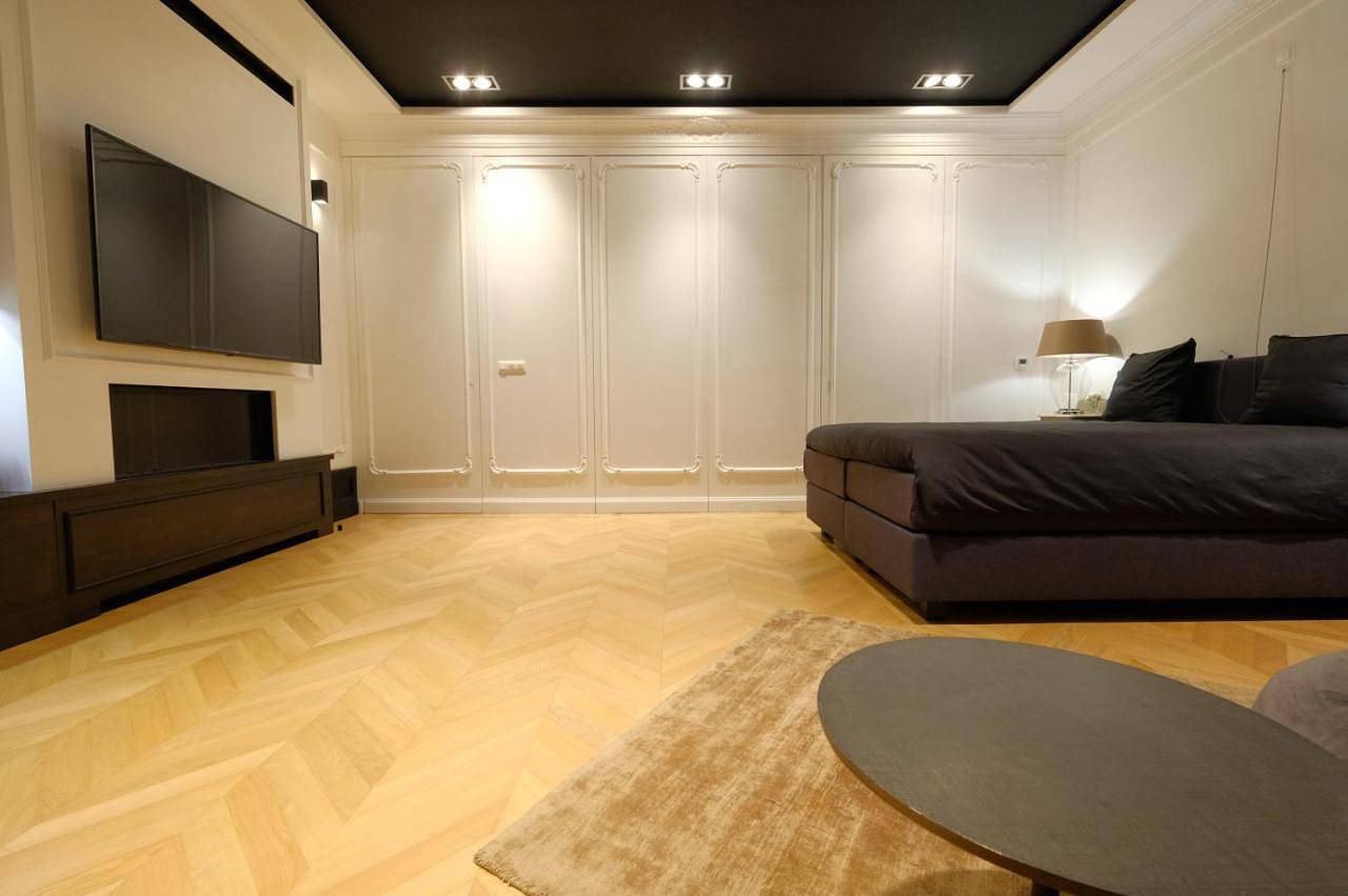 Superior King Room in Mons (Hennegau), Henegouwen