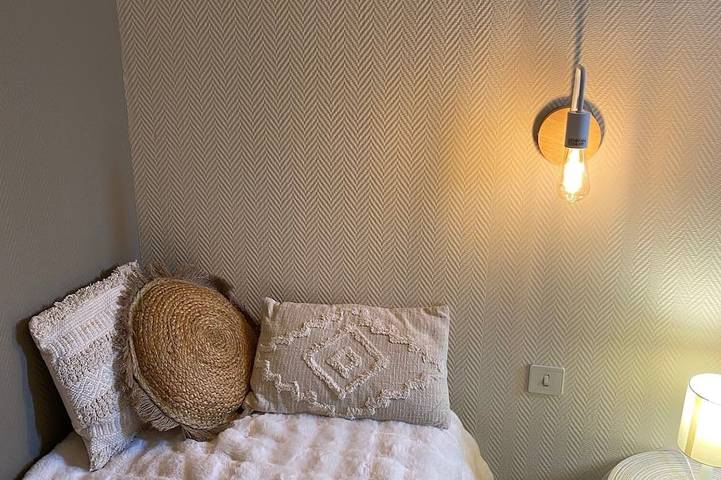 Gîte pour 4 personnes, avec balcon dans Saint-Énogat - 2