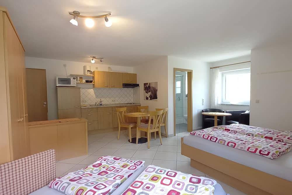 Ferienhof Metzler Fewo Kastanie oder Reneklode in Bodnegg, Region Bodensee-Oberschwaben