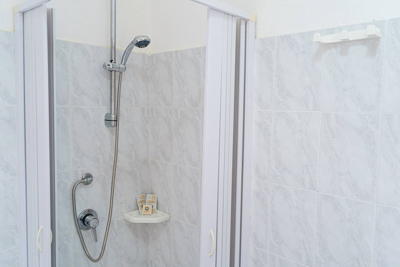 Appartamento intero, Sweet Holidays relax a La caletta - Berchida 5 in La Caletta, Siniscola