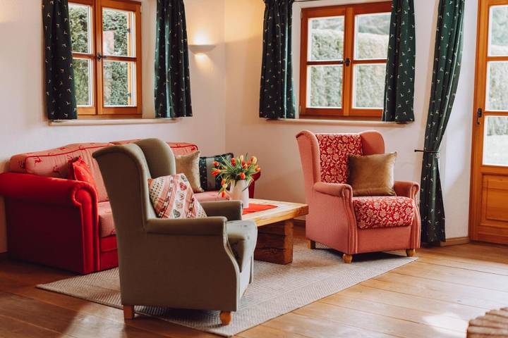 B&B für 2 Personen, mit Ausblick und Garten sowie Seeblick und Terrasse am Tegernsee - 3