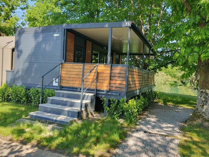 Ferienhaus für 6 Personen, mit Sauna und Ausblick sowie Kinderpool und Garten