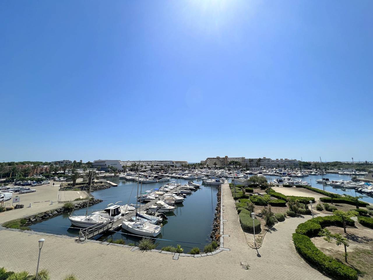 Entire apartment, Duplex for 4 pers with air conditioning in Cap d'Agde in Cap d'Agde, Agde