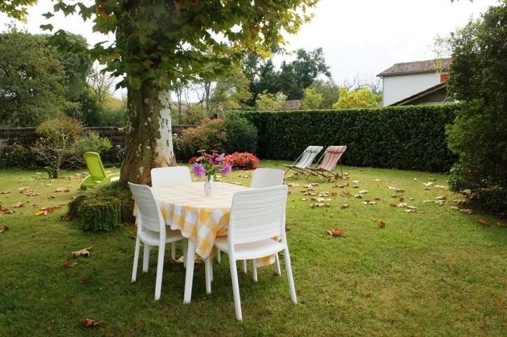 Location de vacances pour 5 personnes, avec jardin à Pissos - 2