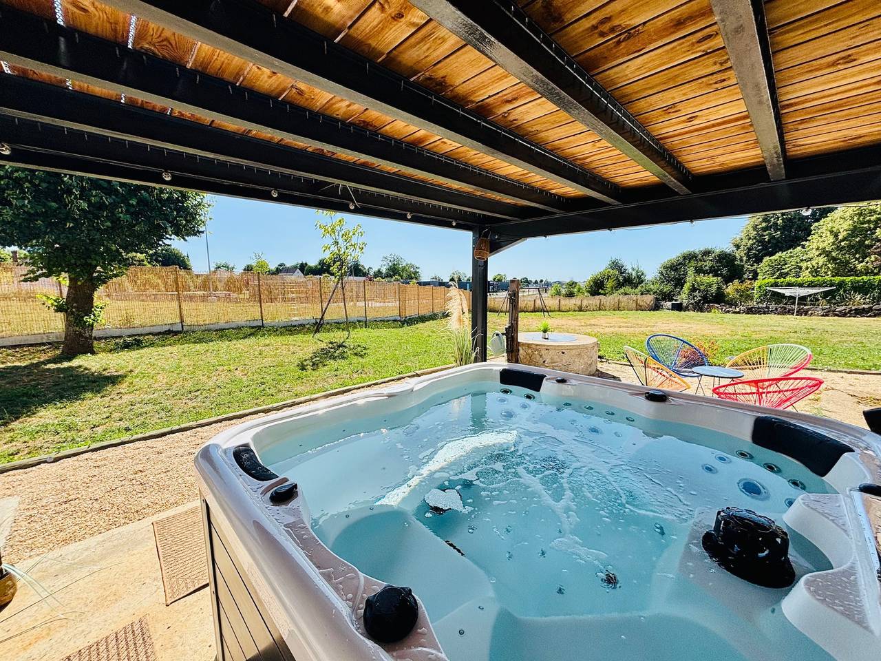Chez Coco – Maison 4 étoiles Atout France, Jacuzzi & Jeux, Cantal in Région de Mauriac
