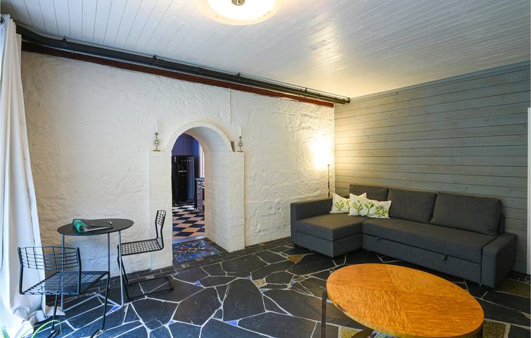 Ganze Ferienwohnung, Ferienwohnung für 6 Personen mit Terrasse in Örebro und Umgebung