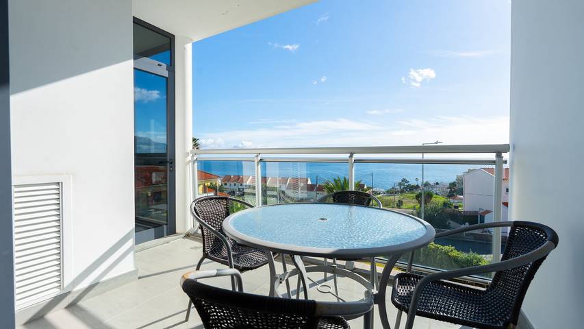 Ferienwohnung für 2 Personen, mit Meerblick und Garten sowie Pool und Balkon - 1