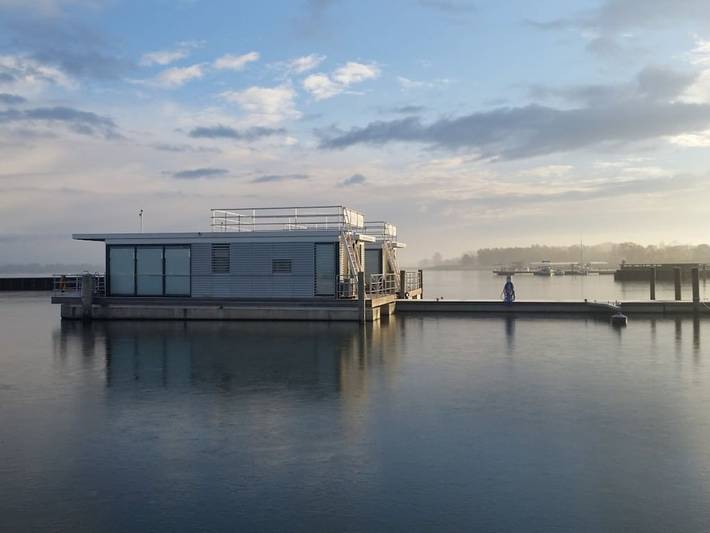 Hausboot für 4 Personen, mit Terrasse in Ribnitz-Damgarten - 4