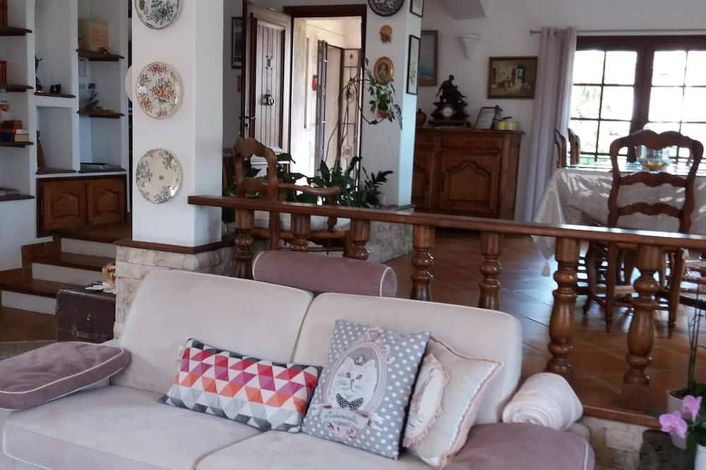 Villa for 6 personer med have in Vence, Cannes og omegn