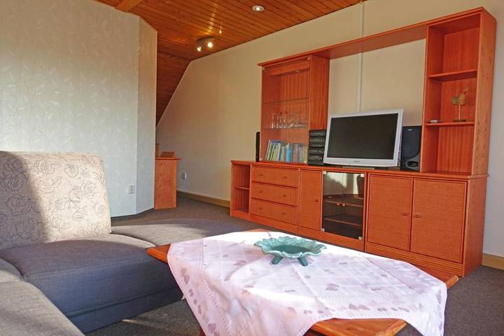 Ferienwohnung für 4 Personen, mit Terrasse und Sauna sowie Ausblick in Saalfeld - 3