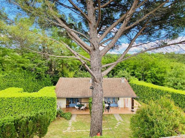 Gîtes de la villa du pin in Ruoms, Ardèche