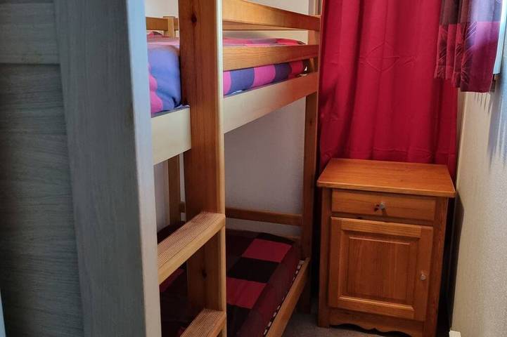 Ganze Wohnung, Large 3-room / 6-room apartment in the heart of the resort - south-facing in Saint-Étienne-en-Dévoluy, Le Dévoluy