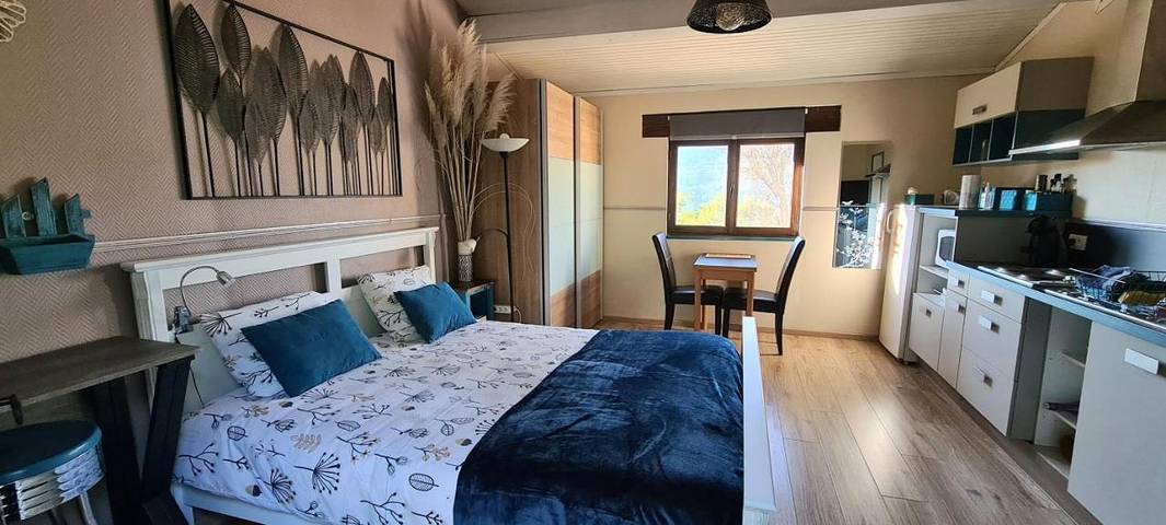 Gîte pour 2 personnes, avec jardin et vue à Claviers - 4