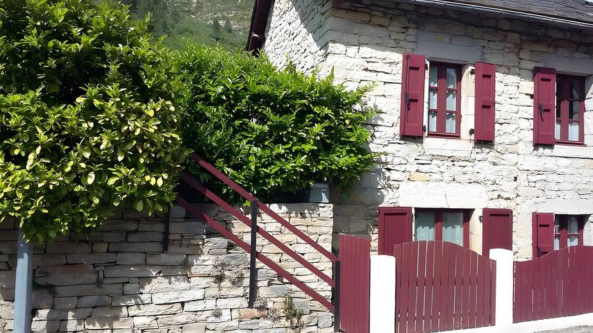 Maison de vacances pour 4 personnes, avec jardin, animaux acceptés à Sainte-Enimie