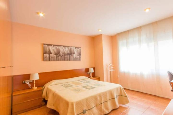 Apartamento entero, Innouthome Apartamento Equipado Ideal Vacaciones, WIFI Y Aire _ Catalunya Piso in Platja de l'Alguer (Terres de l'Ebre), La Ametlla de Mar